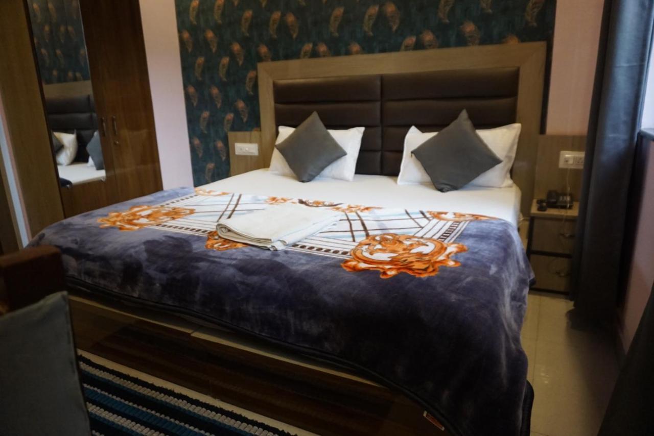 Hotel Kaanha Residency Inn By Shree Krishna Hospitality Rishīkesh Exterior foto